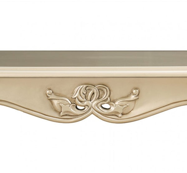 Decorative cornice with floral patterns on a white background