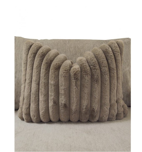 Kenny Oversized Sectional Sofa Pillow2